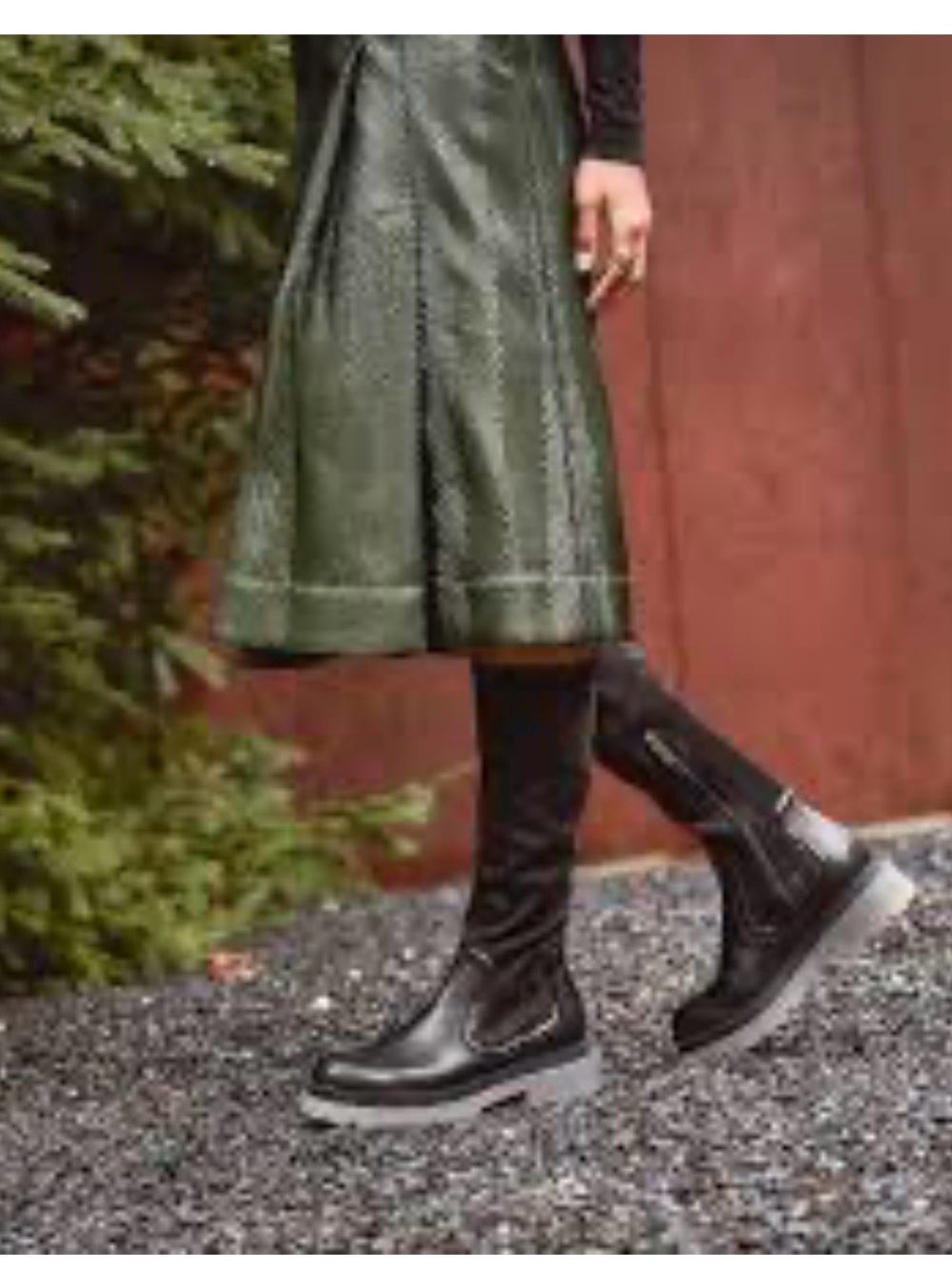 Aquatalia Drew boots 8.5 Black Leather Suede Platform Side zipper Orig $279